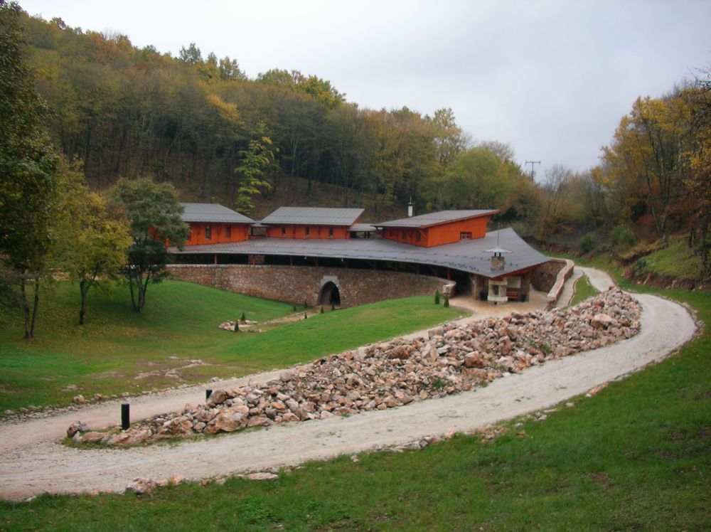A Vörös-tói Látogatóközpont